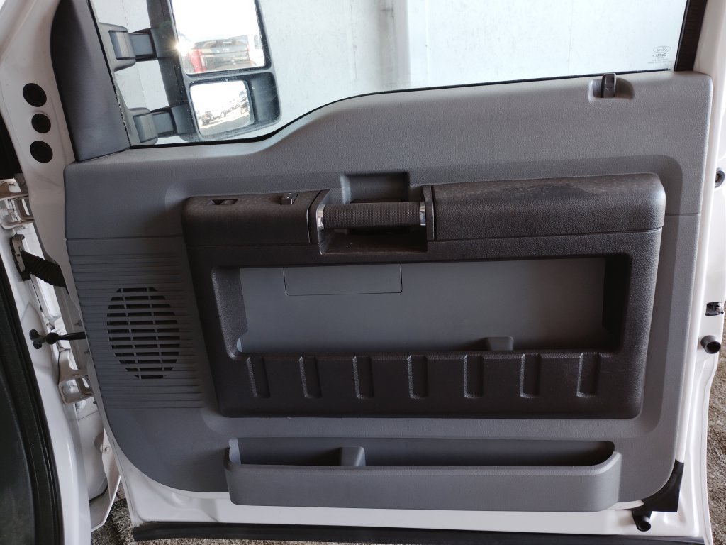 Used 2016 Ford F250 XL w/ Power Equipment Group RWD image 11