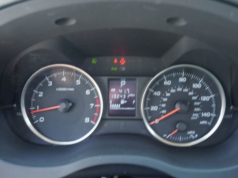 Used 2016 Subaru Crosstrek 2.0i Premium image 33