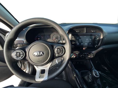 Used 2020 Kia Soul LX image 21