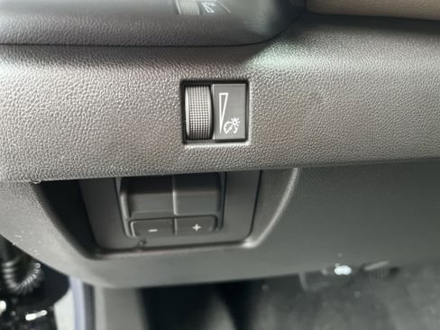 New 2026 GMC Canyon Denali w/ LPO, Denali Black Edition image 16