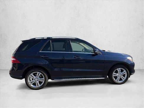 Used 2015 Mercedes-Benz ML 350 4MATIC image 4