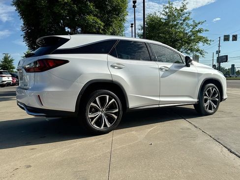 Used 2022 Lexus RX 350L FWD w/ Premium Package image 9