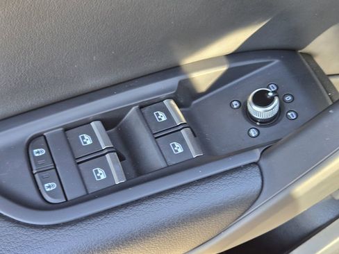 Certified 2023 Audi Q5 2.0T Premium w/ Convenience Package image 28