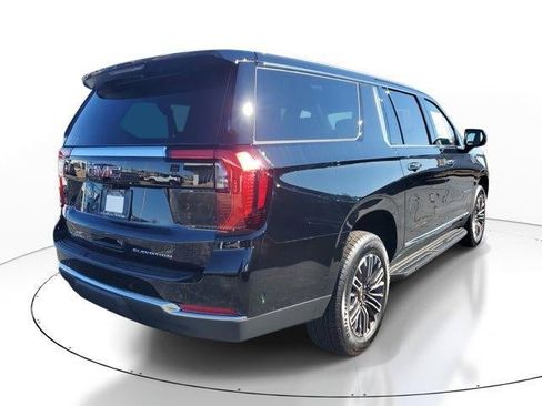 New 2026 GMC Yukon XL Elevation w/ Elevation Premium Package image 3