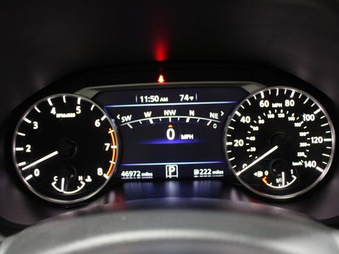 Used 2023 Nissan Altima 2.5 SR w/ SR Premium Package FWD image 13