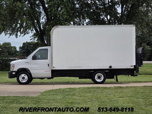 Used 2019 Ford E-350 and Econoline 350 Super Duty w/ Power Windows & Locks Group RWD image 2