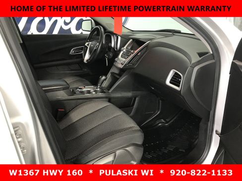 Used 2016 Chevrolet Equinox LT w/ Convenience Package image 3