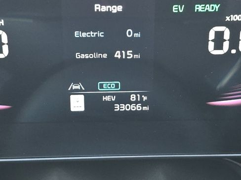 Used 2023 Kia Niro EX w/ EX Cold Weather Package FWD image 26