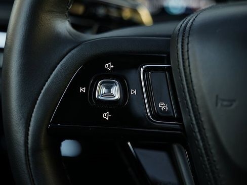 Used 2025 Lincoln Aviator Black Label w/ Jet Appearance Package image 35