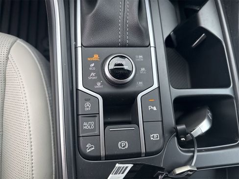 New 2026 Kia Sorento S image 36