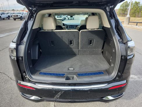 Certified 2024 Buick Enclave Avenir w/ Avenir Technology Package image 10