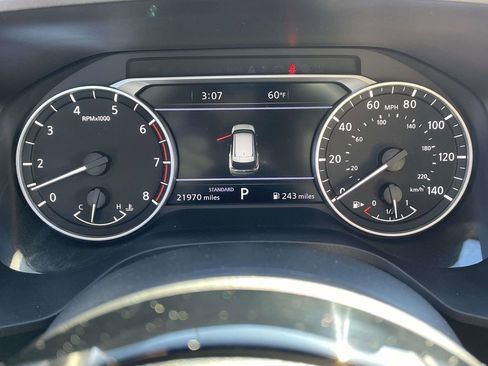 Used 2023 Nissan Rogue SL w/ SL Premium Package image 21