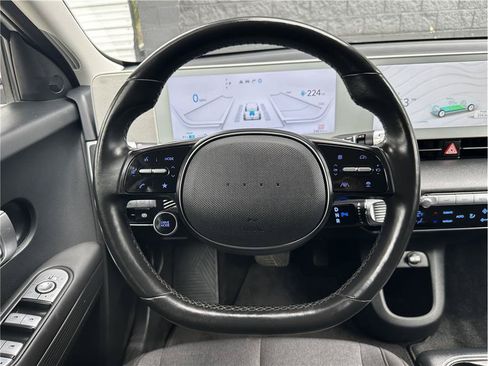 Used 2024 Hyundai Ioniq 5 SEL AWD/4WD image 18