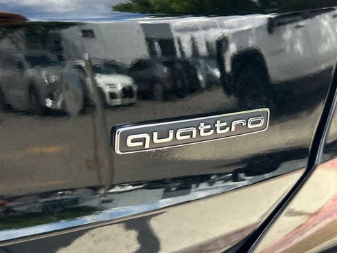 Used 2022 Audi Q3 2.0T Premium w/ Convenience Package image 13