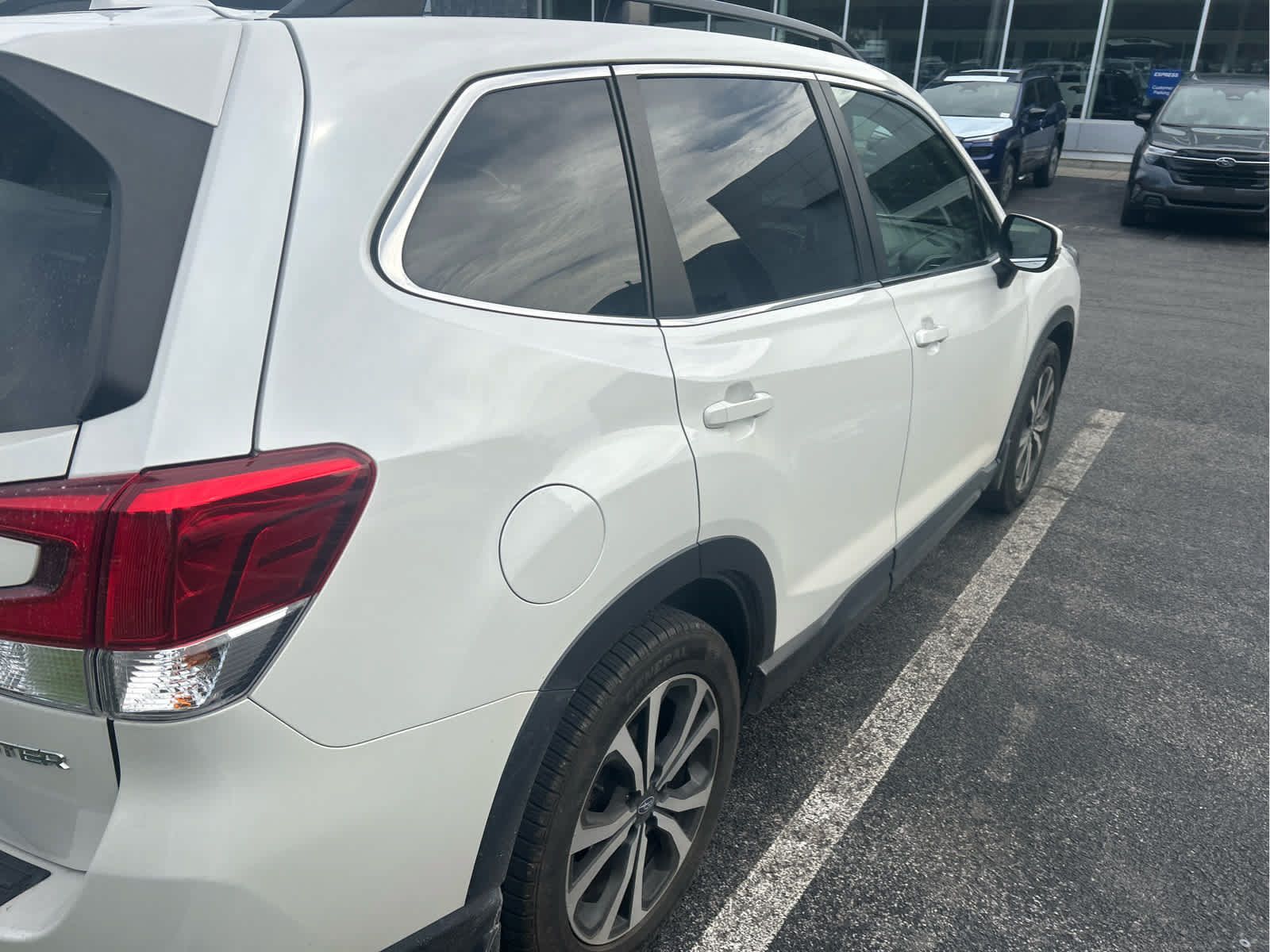 Used 2020 Subaru Forester Limited AWD/4WD image 2