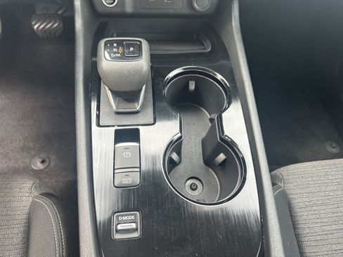 Used 2023 Nissan Rogue SV FWD image 17