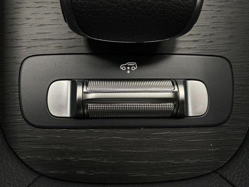 New 2026 Mercedes-Benz GLS 450 4MATIC image 67