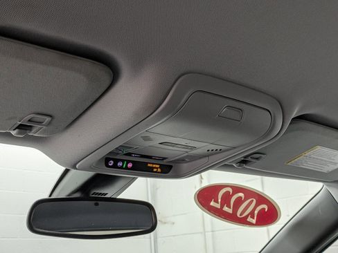 Used 2022 Chevrolet Blazer LT image 33