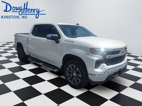 Used 2022 Chevrolet Silverado 1500 LT image 7