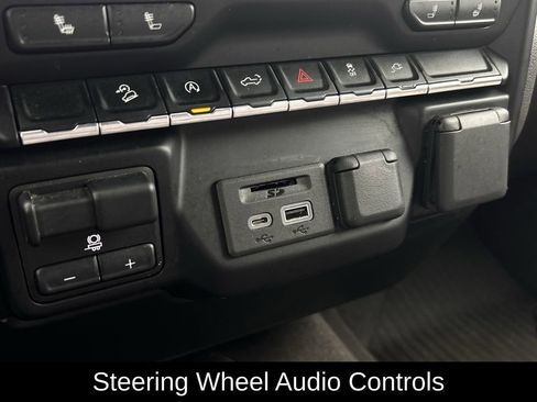 Used 2021 Chevrolet Silverado 1500 LT w/ Texas Edition Plus image 17