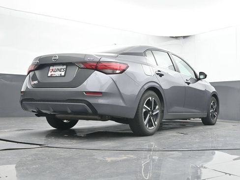 Used 2024 Nissan Sentra SV FWD image 53
