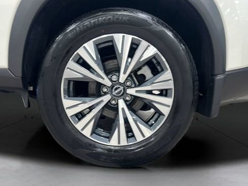 Used 2023 Nissan Rogue SV w/ SV Premium B Package AWD/4WD image 26