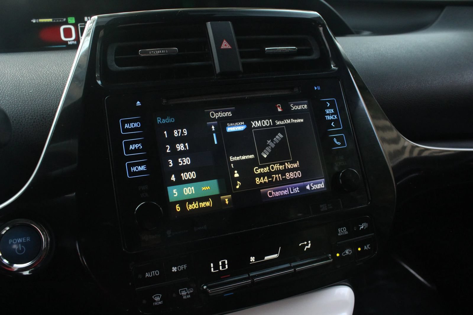 Used 2016 Toyota Prius Four Touring FWD image 29
