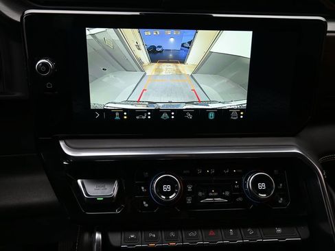 Used 2023 GMC Sierra 1500 Denali Ultimate image 42