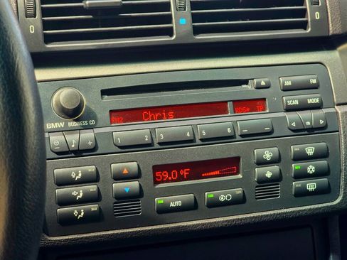 Used 2005 BMW M3 Coupe image 72