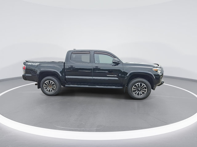 Used 2020 Toyota Tacoma TRD Sport AWD/4WD image 9