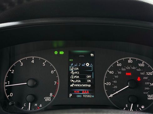 Used 2024 Toyota Corolla SE FWD image 38