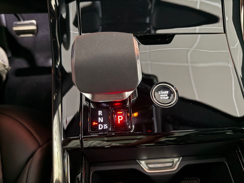 New 2026 Land Rover Range Rover Sport Dynamic SE AWD/4WD image 15