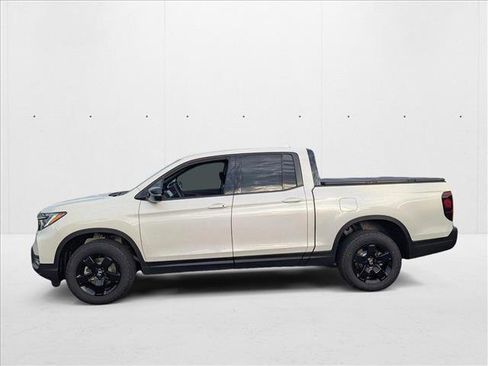 New 2025 Honda Ridgeline Black Edition image 5