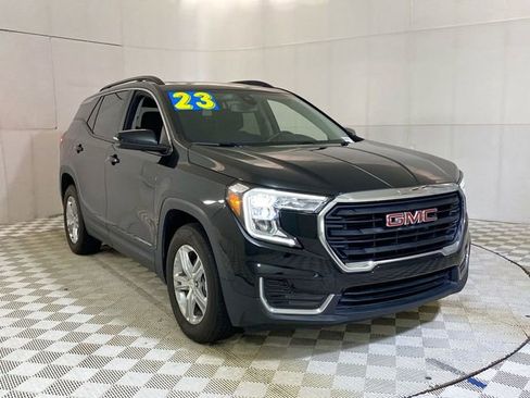 Used 2023 GMC Terrain SLE w/ Driver Convenience Package AWD/4WD image 1
