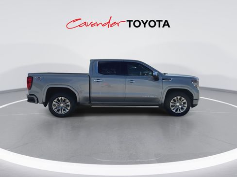 Used 2024 GMC Sierra 1500 Denali w/ Technology Package AWD/4WD image 9