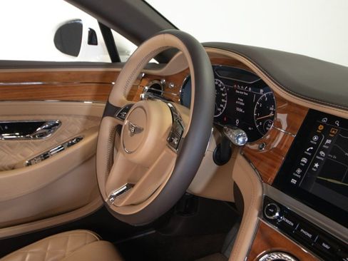 Used 2020 Bentley Continental GT V8 AWD/4WD image 48