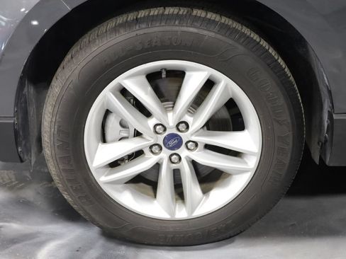 Used 2016 Ford Edge SEL AWD/4WD image 36
