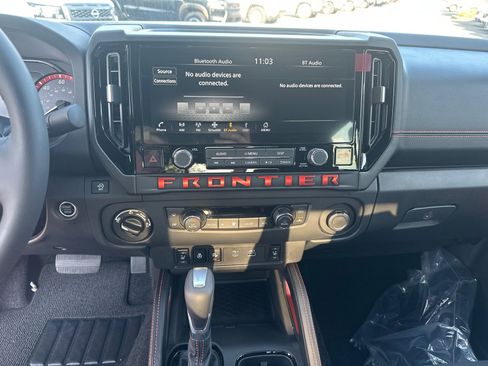 New 2025 Nissan Frontier PRO-4X w/ Pro Convenience Package image 27