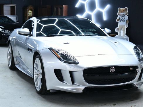 Used 2016 Jaguar F-TYPE S image 23