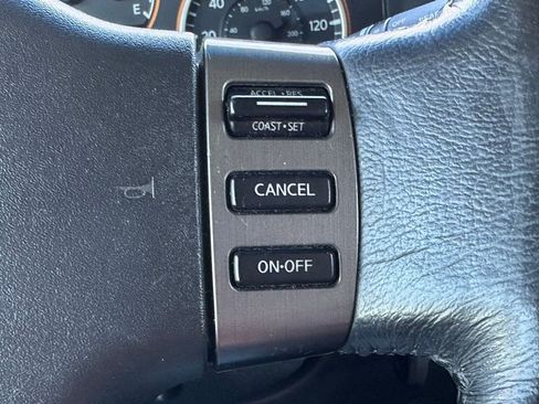 Used 2011 Nissan Armada SV image 31