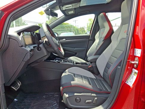 New 2025 Volkswagen GTI SE image 9