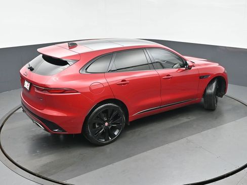Used 2021 Jaguar F-PACE R-Dynamic S image 16