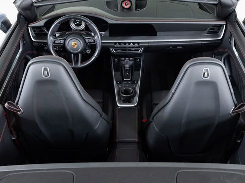 Used 2021 Porsche 911 Turbo image 24