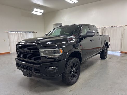 Used 2020 RAM 2500 Laramie w/ Night Edition image 4