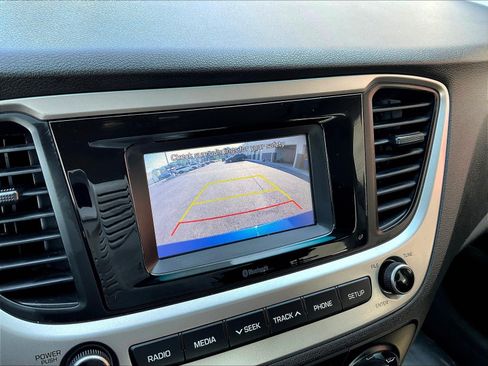 Used 2019 Hyundai Accent SE FWD image 13