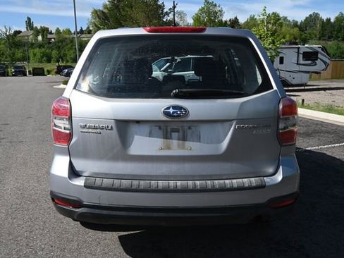 Used 2015 Subaru Forester 2.5i AWD/4WD image 5