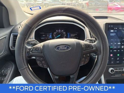 Certified 2021 Ford Edge SE image 17
