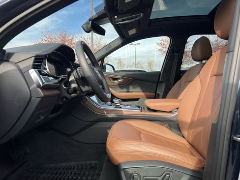 Certified 2025 Audi Q7 2.0T Premium Plus image 14