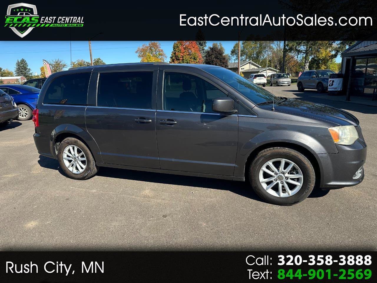 Used 2018 Dodge Grand Caravan SXT FWD image 1