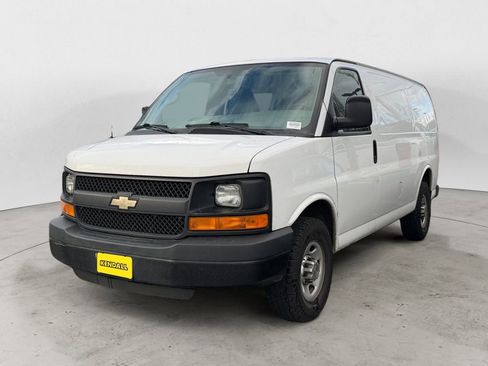 Used 2013 Chevrolet Express 2500 RWD image 1